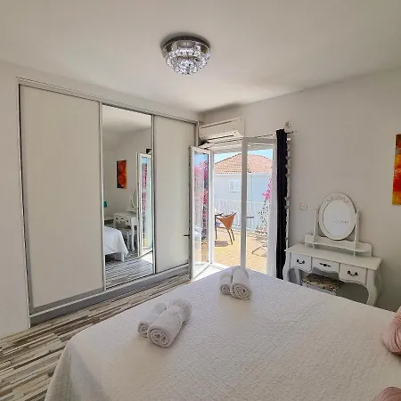 Appartement High Horizon - Sun, Space & Blue Skies Mlini